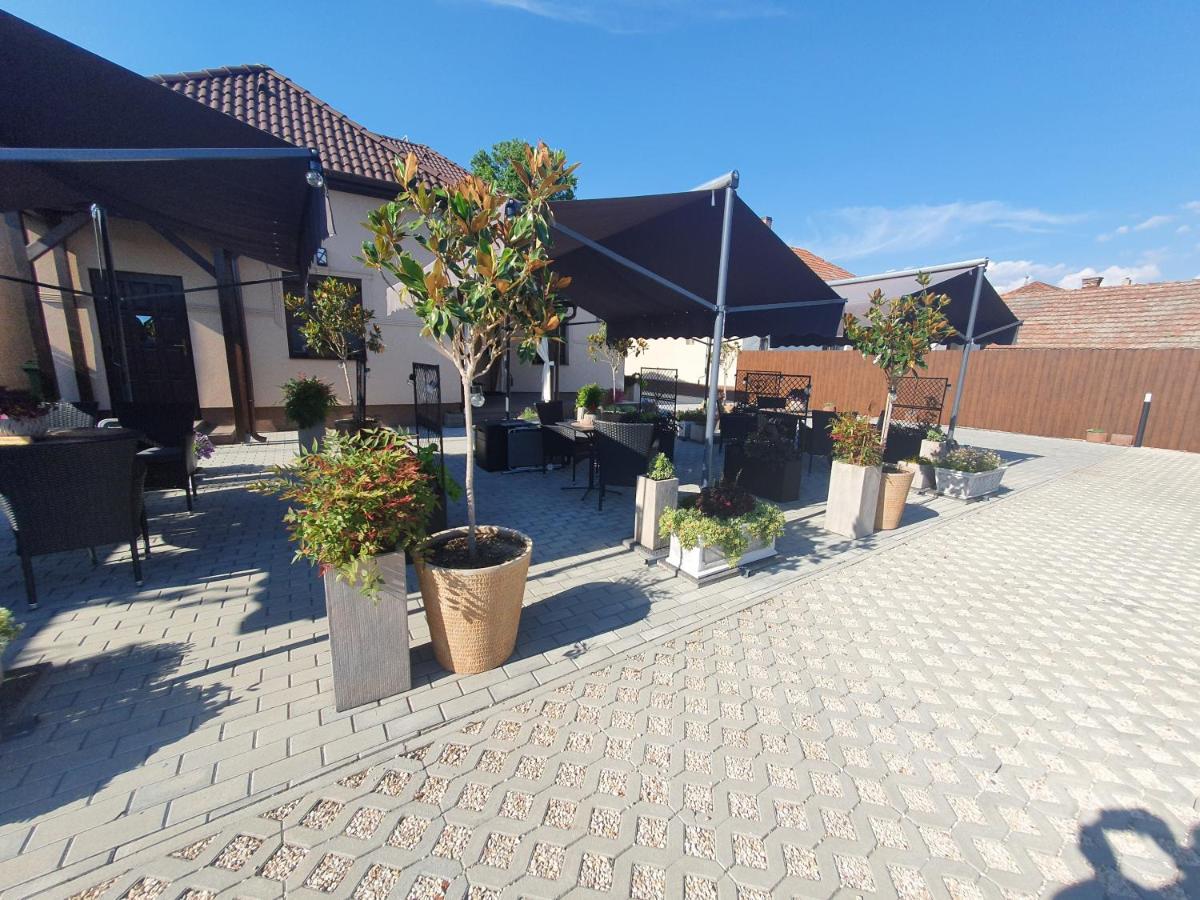 Harmony Apartments Mórahalom エクステリア 写真